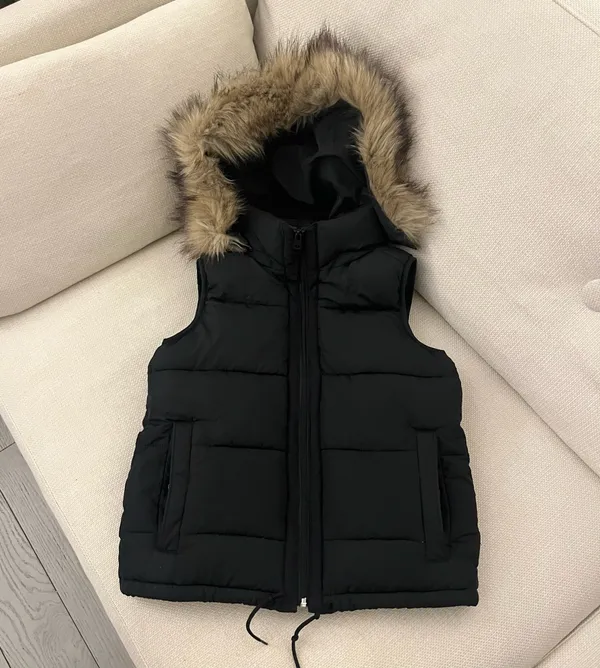 Abercrombie & Fitch Black Puffer Vest with Fur Hood - Image 2