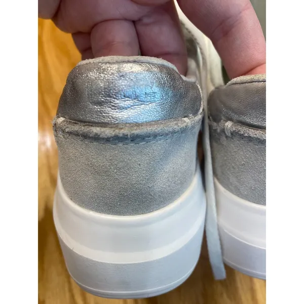 UGG Athletic Shoes Women's 7 White Leather Lace Up Round Toe Low Top Sneaker S20 - Image 8