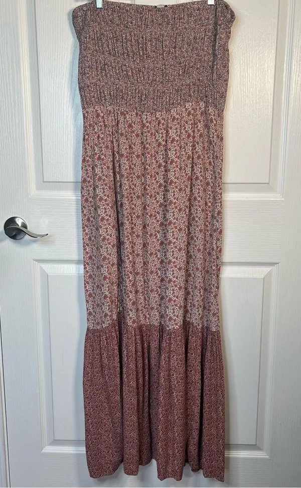 American Eagle Strapless Maxi Dress With Side Slit Sz XL Pink Floral Smocked - Image 15