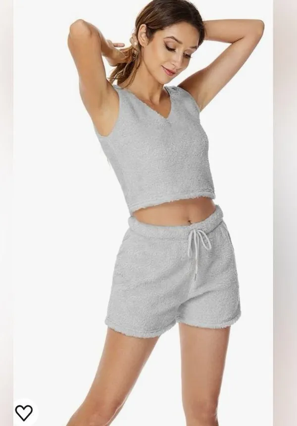 Womens Sexy Warm Fuzzy Fleece Cropped Lounge Two- Piece Set Size Small 🩶🩶 - Image 3