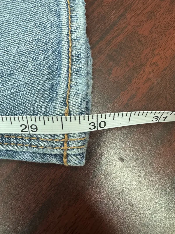 American Eagle Super Stretch Hi-Rise Artist Size 8 Short - Image 8
