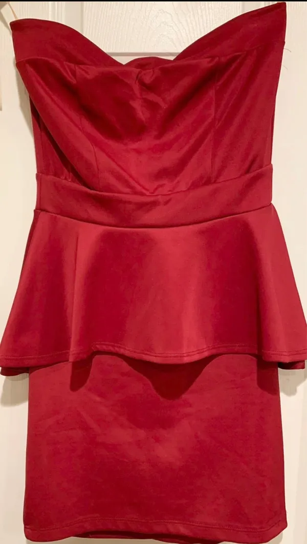 Stunning Cameo USA Strapless Peplum Mini Dress size M - Image 5
