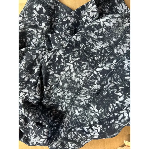 lululemon Align High-Rise Crop 21" Blossom Overlay Starlight‎ Multi Size 18 - Image 5