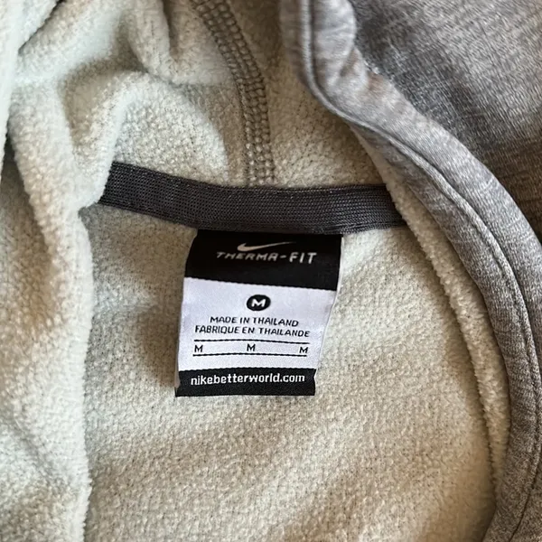 Nike SF Giants women’s sweatshirt - Image 5