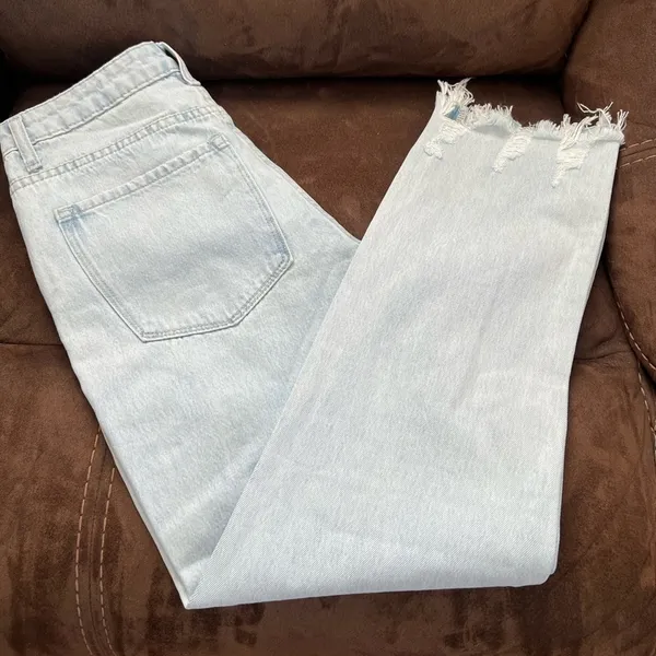 VERVET LOS ANGELES Light Blue Distressed Women's Jeans - Image 7