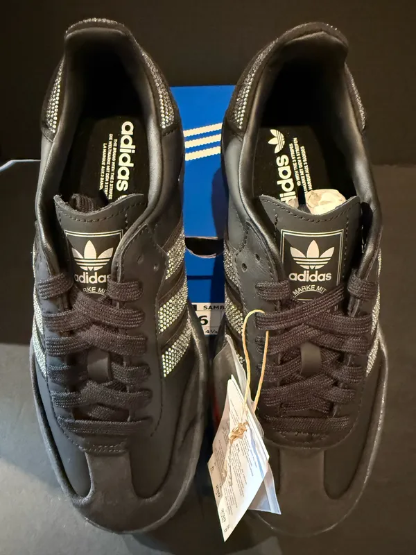 Women’s Adidas Sambae “Bedazzled” size 6W - Image 5