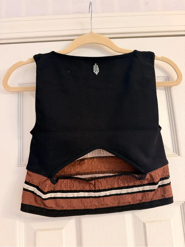 Free People Movement Tank Top size m/l - Image 3