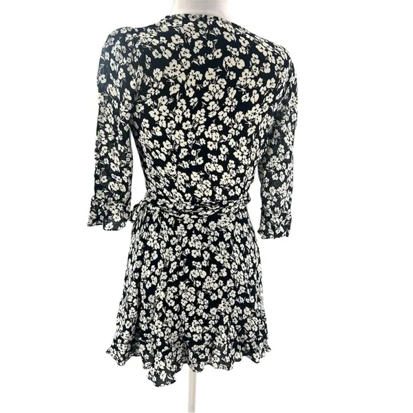 Reformation Zoe mini floral wrap‎ dress black white floral Elaine sz S - Image 3