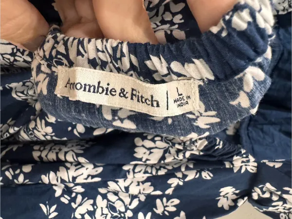 Abercrombie and Fitch Sz L Floral Cottage Navy White Maxi Dress - Image 8