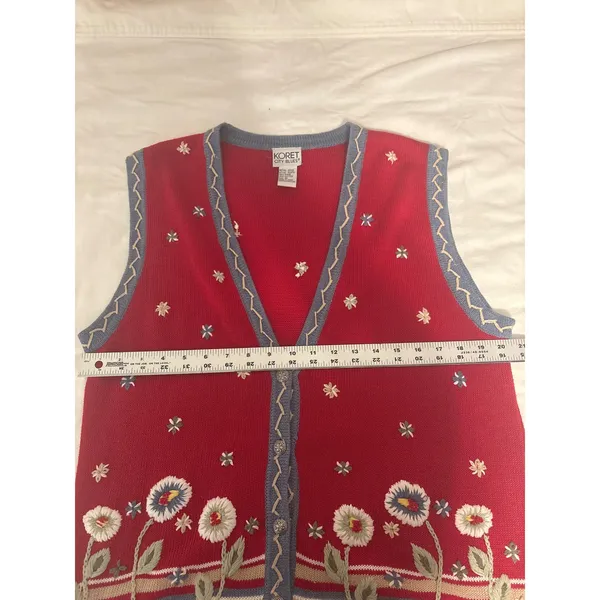 VTG Red Floral Embroidered Sweater Vest Women M Cottagecore Western Grandmacore - Image 9