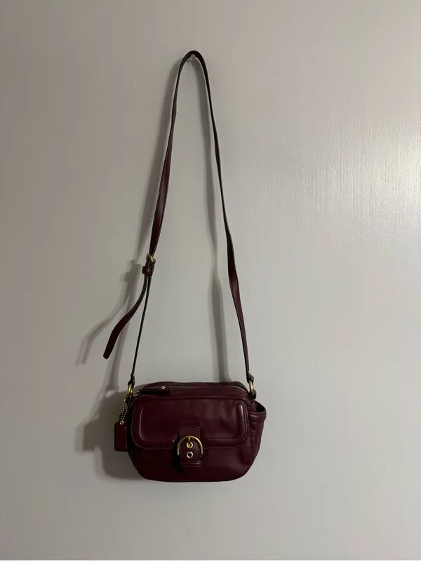 Coach Burgundy Leather Camera Crossbody with Gold Hardware - Image 15