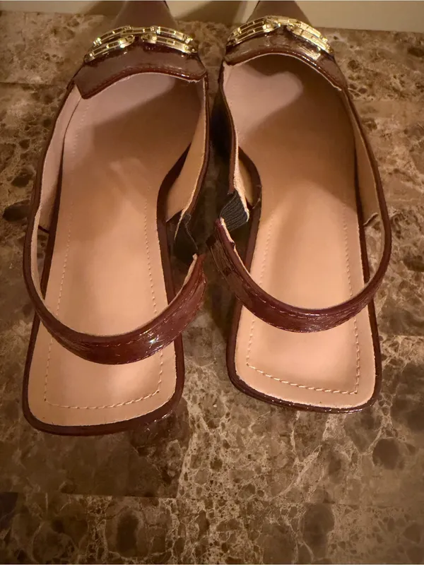 Women’s Pointed Slingback Loafers in Burgundy with beautiful Gold Hardware New! - Image 5