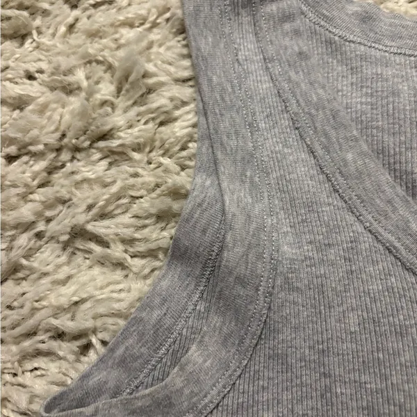 Brandy Melville Heather Gray Ribbed Top Size M - Image 2