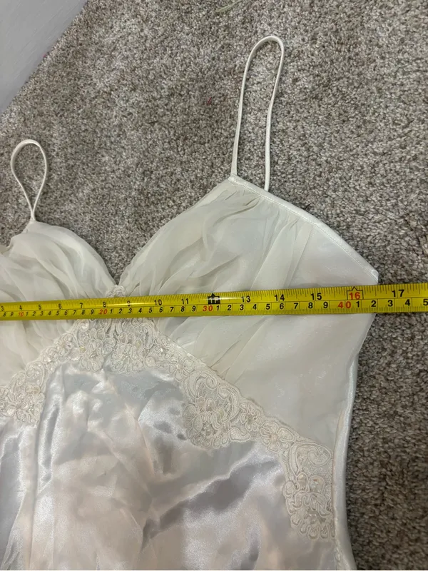 Victoria's Secret 1990's Vintage Teddy Ivory Satin Lace Flounce Small Lingerie - Image 2