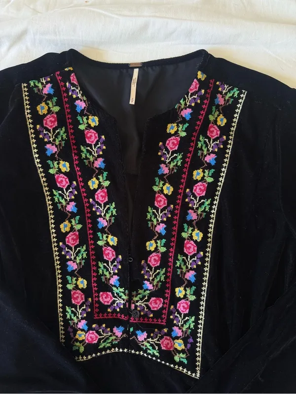 FREE PEOPLE | Black Velvet Tunic/Dress with Colorful Floral Embroidery - Image 4
