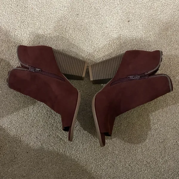 Dolcetta Millie Burgundy Open Toe Ankle Booties Size 7 - Image 2