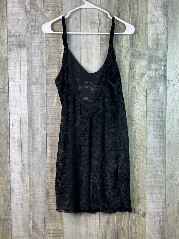Victoria’s Secret Large Black Velvet & Mesh See Through Nightie Scoop Neck - Image 2