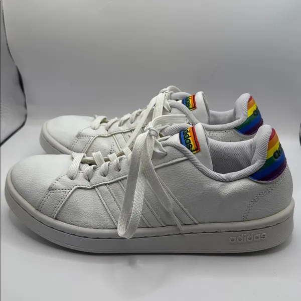Adidas Grand Court Pride Sneakers White Rainbow Heel Women’s Size 7.5 Cloudfoam - Image 3