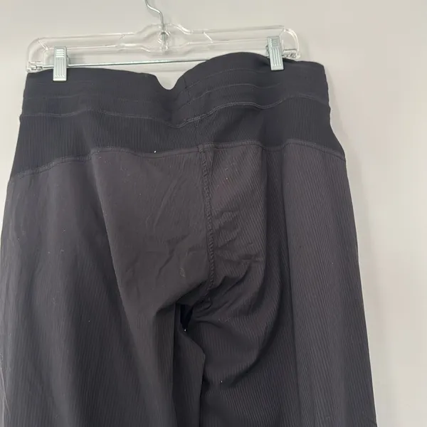 Lululemon Women's Black Jogger Pants Size 12 Exercise Workout - Image 9