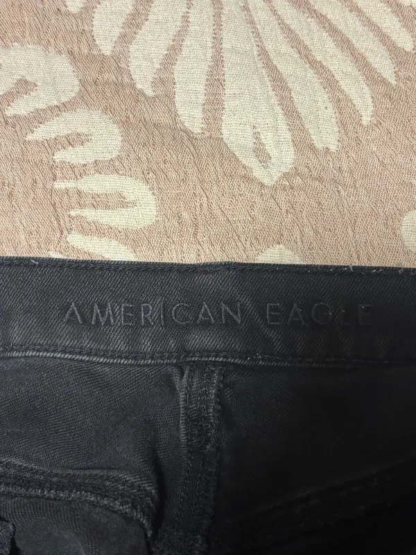 American Eagle Boyfriend Jeans - Image 4