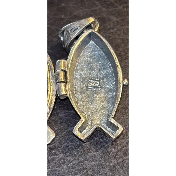 Vintage Sterling Silver Prayer Christian Box Cross Pendant 1" x .5" Opens Up - Image 10