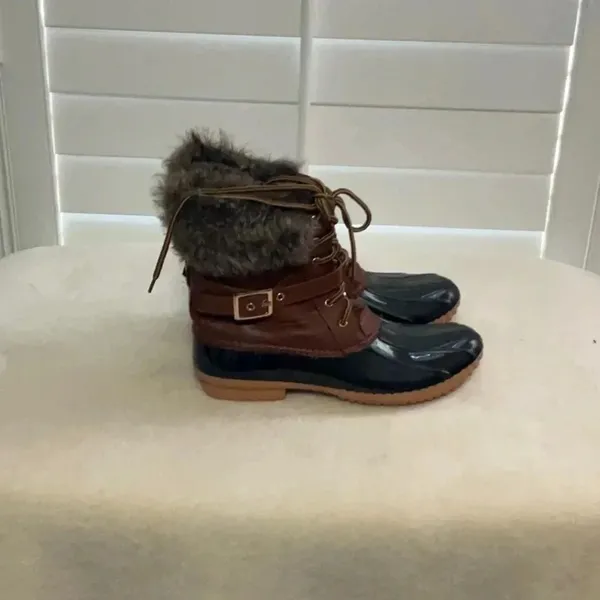 Shriek Tan Size 10 - Image 2