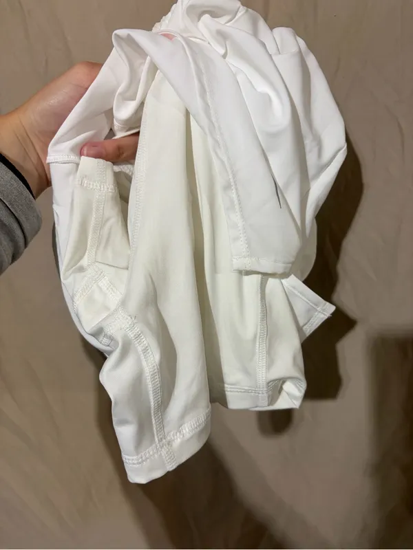 Nike shorts - Image 4