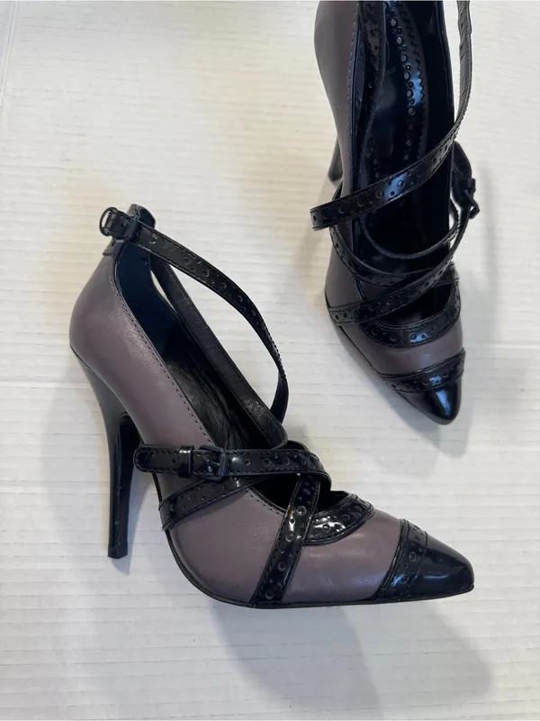 Tory Burch Judith Black Grey Leather Strappy Stiletto Heels Womens 6.5 Pointed - Image 11