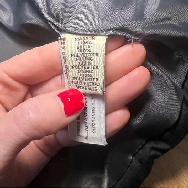 Ruff Hewn Black Puffer Vest Women’s Size Large Quilted Full‎ Zip Sherpa Collar - Image 6