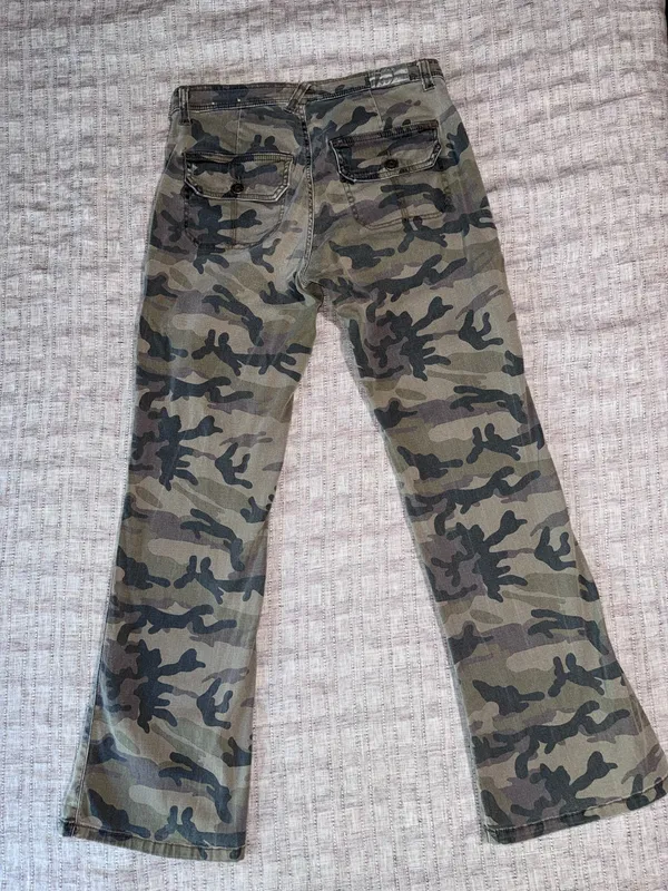 Duplex Y2k / 90s Style Olive Camouflage Bootcut Flare Jeans. Size 8 Petite - Image 5