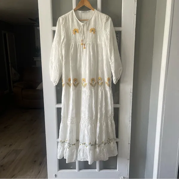 Zara Crochet Embroidered Dress Maxi‎ Bloggers Fav - Image 9