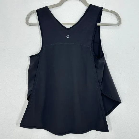 Lululemon Size‎ 4 Tank Black Asymmetrical Hem Tank Top Athleisure Workout Yoga - Image 4