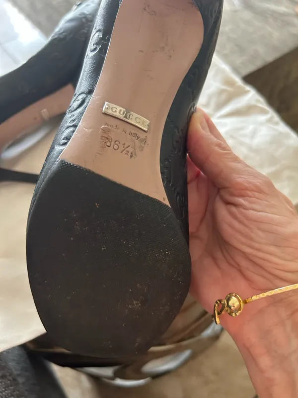 Authentic Gucci shoes  - Image 3