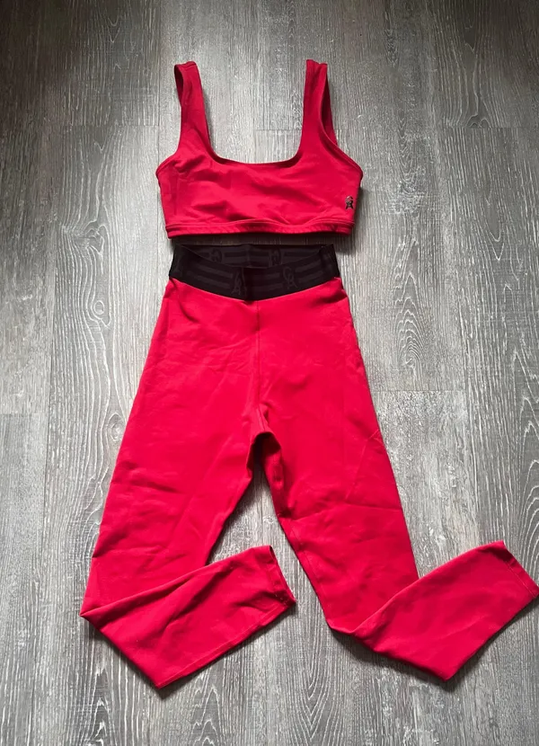Good American Performance Workout Set - Image 2