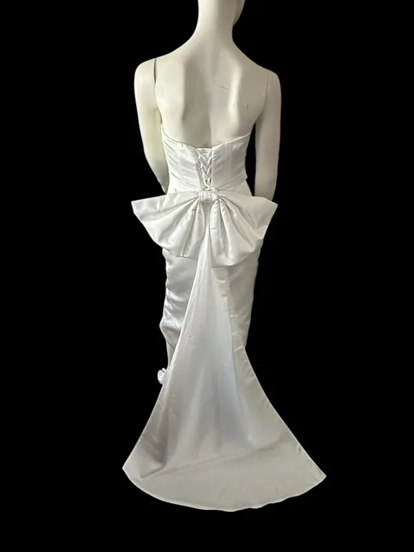 Miss Veil Strapless Fitted Wedding Dress with Removable Bow Train White NWT - Image 3