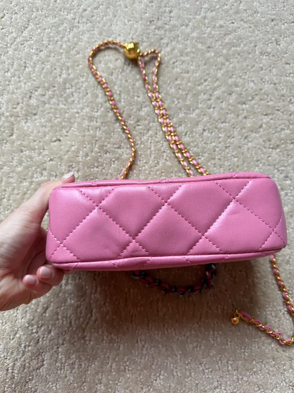 Pink Lily Pink Quilted Purse - Image 9