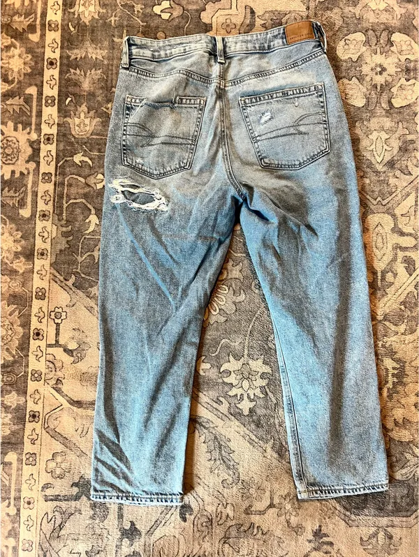 American Eagle Mom Straight Jeans - Image 2