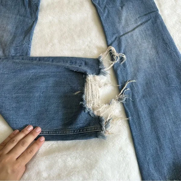 Zara Light Wash High Rise Flare Jeans Women's Size 4 - Image 13