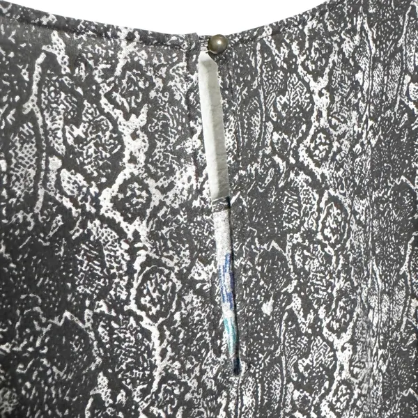Ecote Anthropologie Snakeskin Print Embroidered Detail Shift Dress Sz L - Image 8