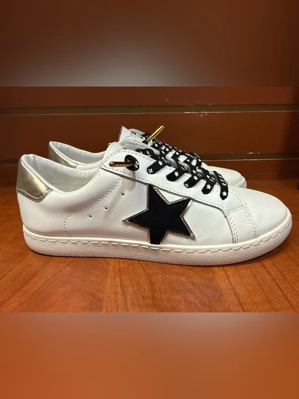 Vintage Havana Black Star Sneakers White Gold Women’s 7.5 Trendy Casual Shoes - Image 2