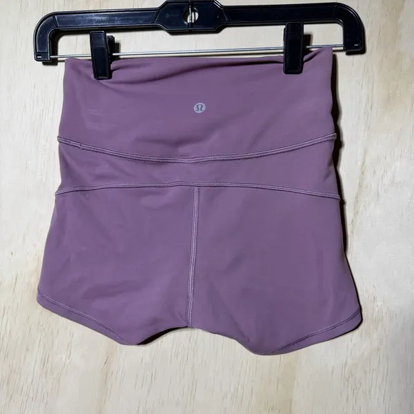 Lululemon Rogue Renegade High Rise Shorts 2.5" Size 4 Midnight Orchid Pockets - Image 5