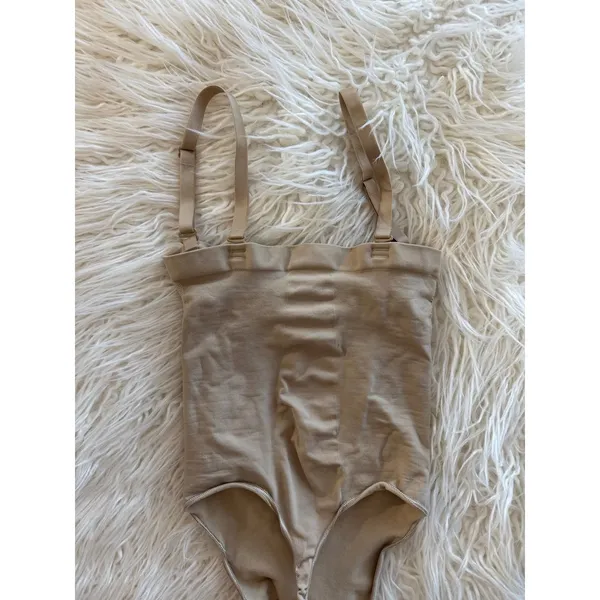 Skims Seamless Sculpt Strapless Thong Bodysuit Clay Size Small - Image 6