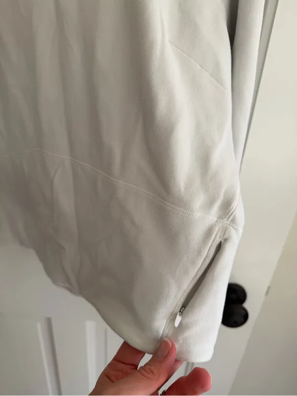 Lululemon‎ White Fleece Pullover Sweatshirt Zip Pockets Size 12 - Image 3