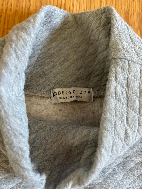 Paper Crane Quilted Mock Neck Sweatshirt - Image 2