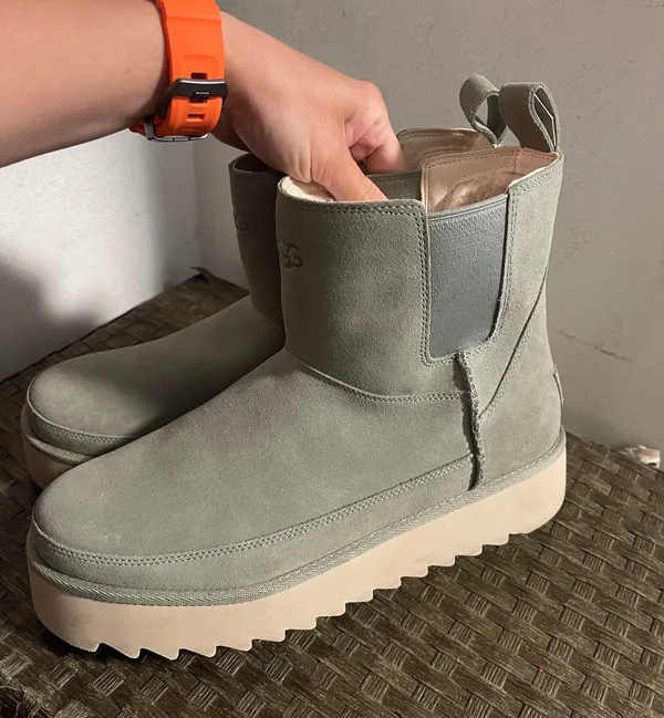 Womens Ugg Chelsea platform boots 10 - Image 4