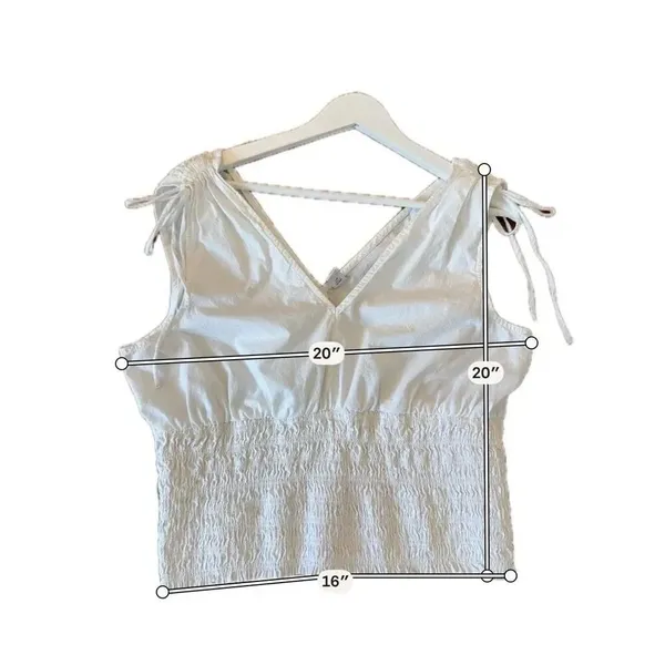 Old navy smocked white tie shoulder cropped tank size large - Image 7
