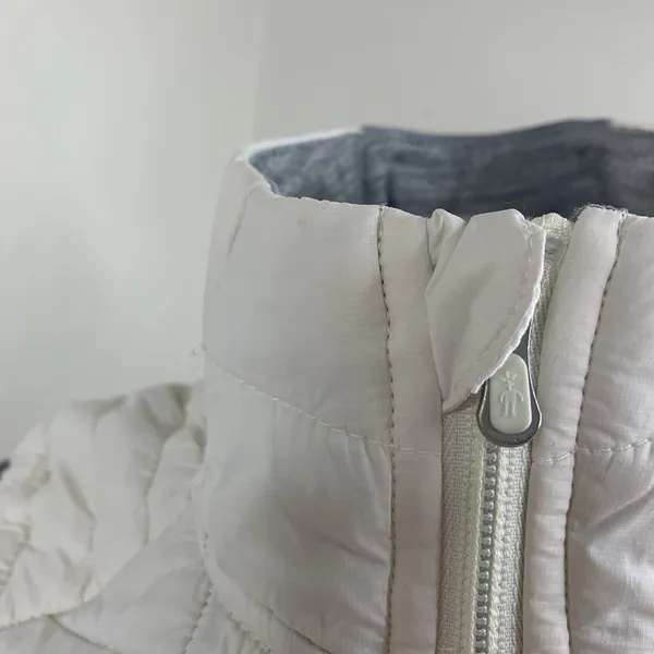 Smartwool Quilted Puffer Vest Full Zip Sz S Merino Wool White Gray *Flaws - Image 4