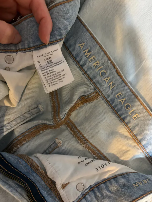 American Eagle Jeans - Image 4