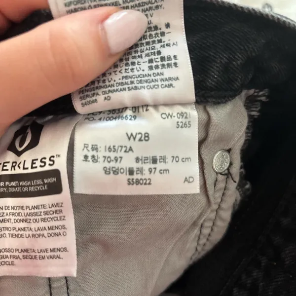 Levi’s 501 Denim Shorts - Image 4