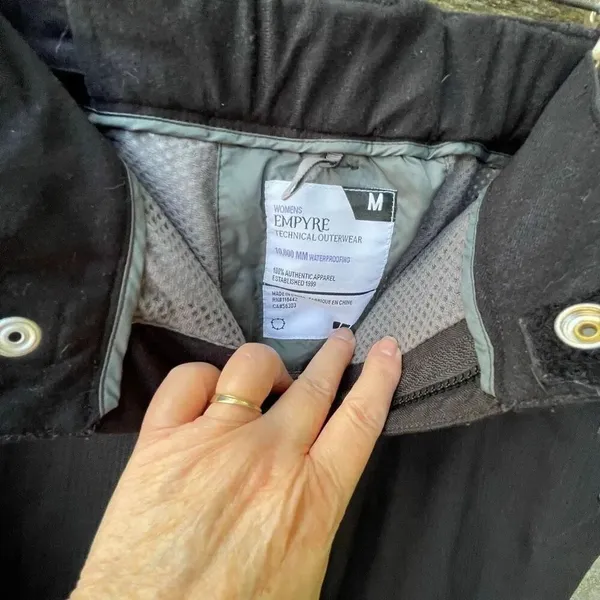Women’s EMPYRE size M Technical Outerwear snowboarding pants. Black Size M - Image 8
